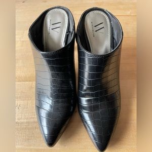 Worthington heels, black reptile design